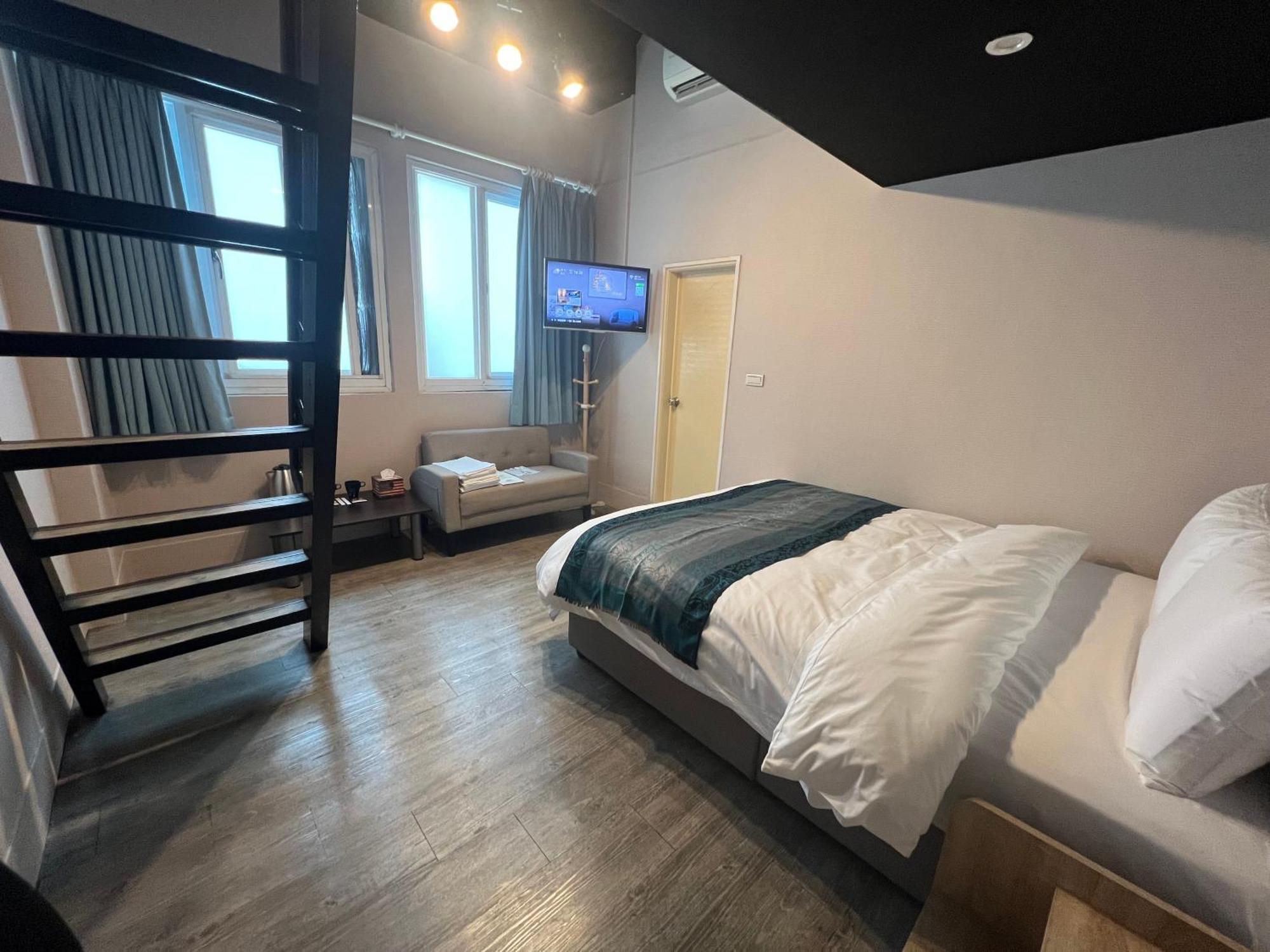 Mu-In Hotel Kaohsiung Buitenkant foto